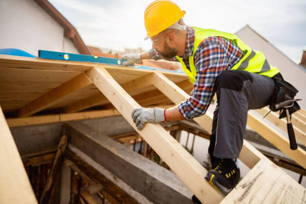 Best Tile Roofing Contractor  in Smithville, TX