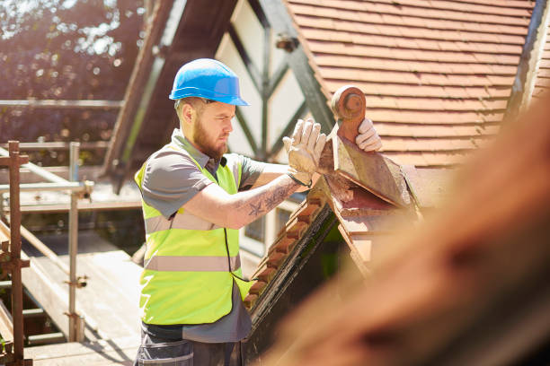 Best Storm Damage Roof Repair  in Smithville, TX